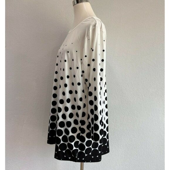 NANU Blouse Womans 2X White w /Black 3/4 Sleeve Top Tunic - Picture 4 of 11